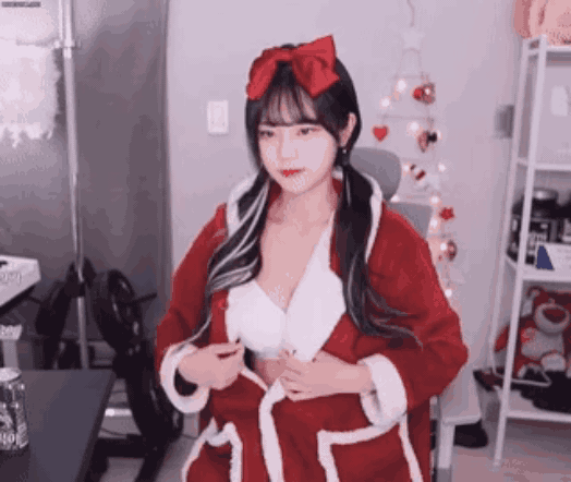 d7ae20cdf9cfe23abeb06a2a19e10429_1746170775_7194.gif